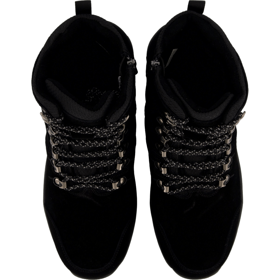 Woodford M Studs Black